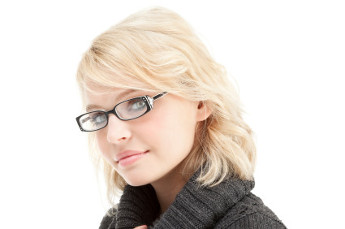 dobór okularów dla kobiety